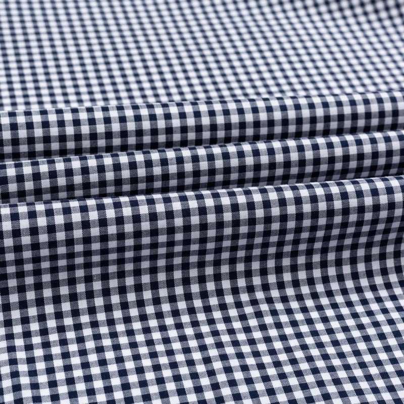 Men's Standard-Fit Long-Sleeve Casual Checked Shirt Single Patch Pocket Button-down Collar Comfortable 100% Cotton Gingham Shirt